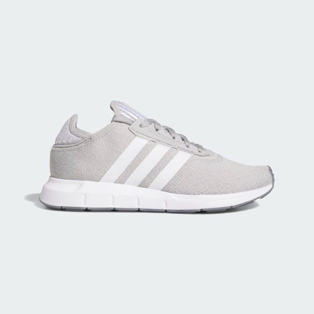 Adidas Swift Run X Sneaker
